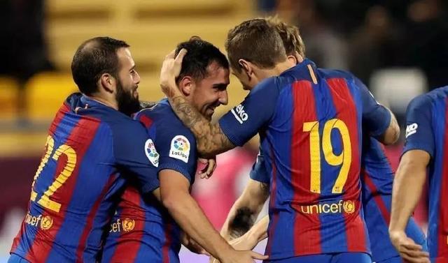  曼城，哈兰德连场进球领跑射手榜  