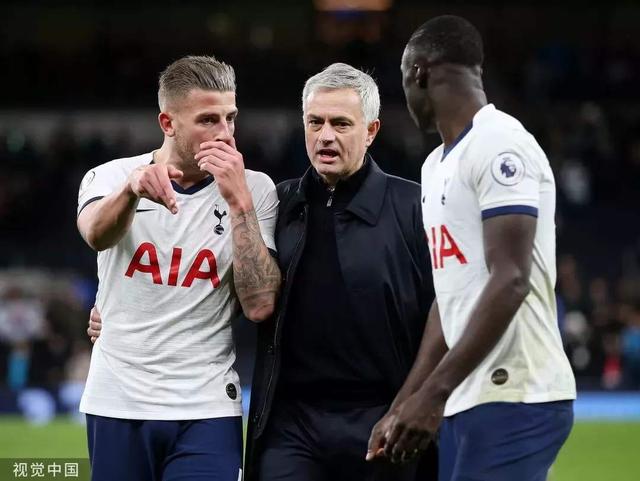  穆里尼奥现场考察德甲新星戈茨进球  